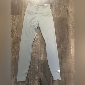 Brand New Women’s Nike leggings Size XSmall